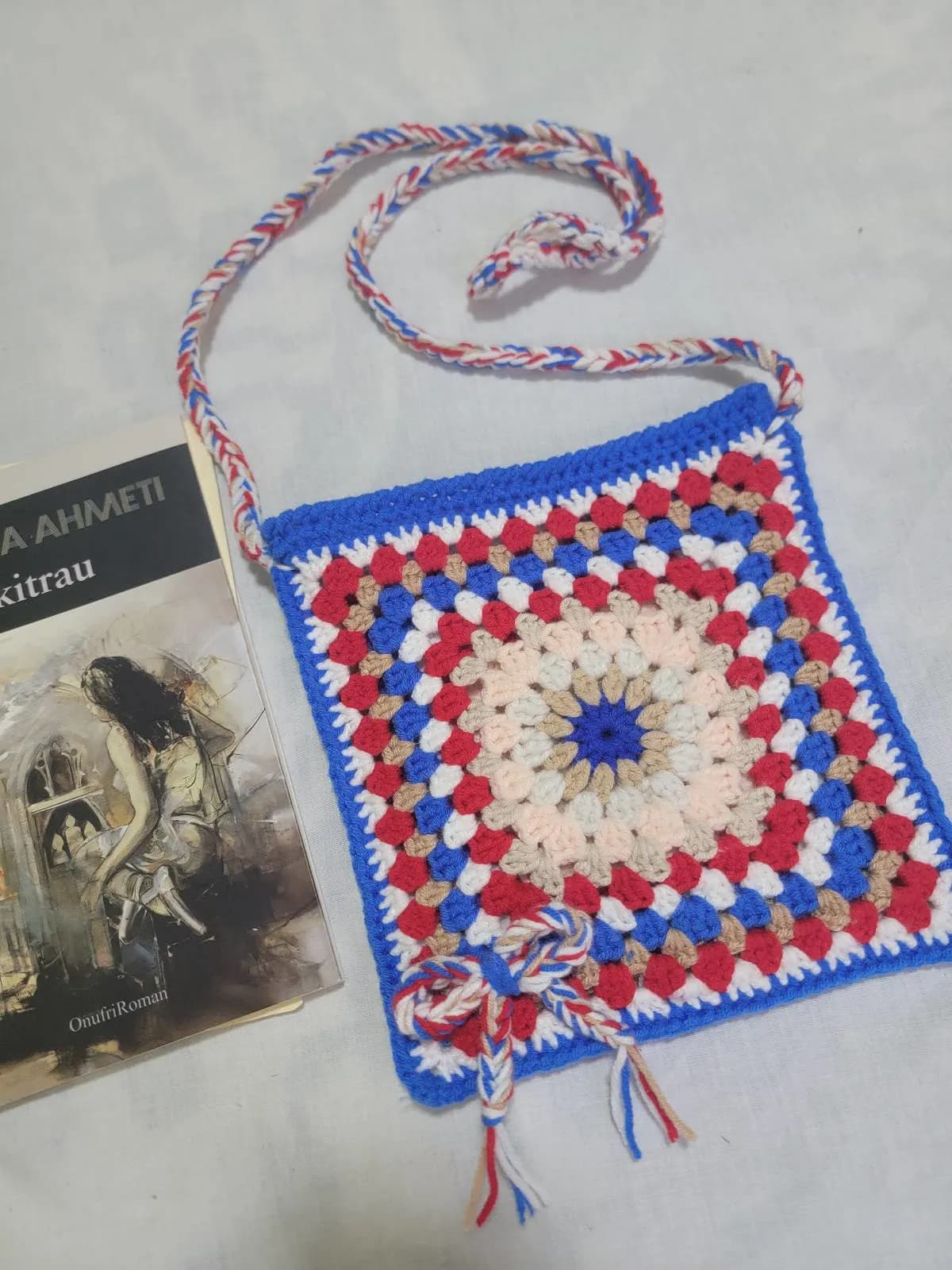 Çantë Përpunimi me Dorë me Motiv Tradisional Shqiptar
