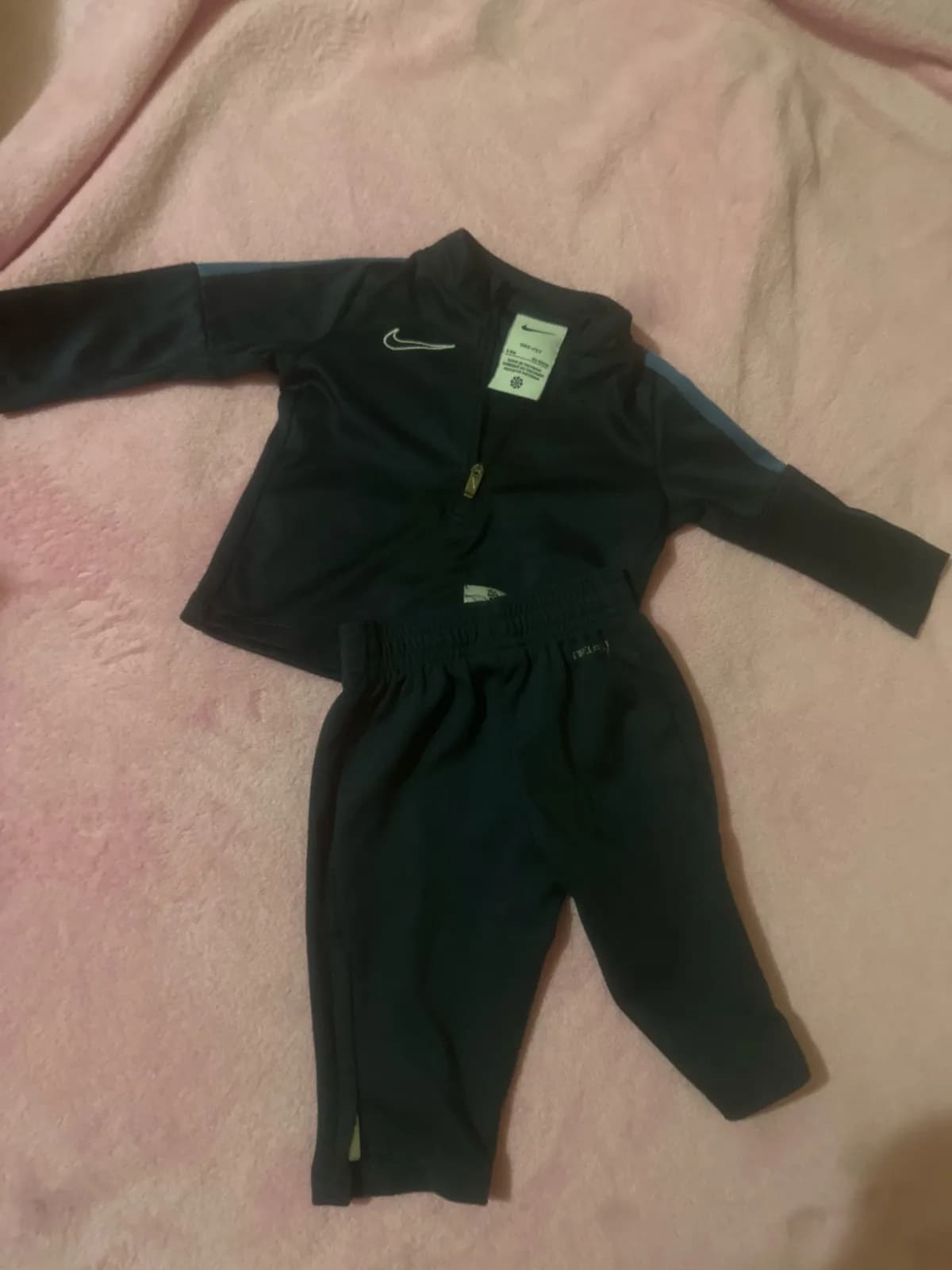 Kostum Sporti Nike i Zi për Fëmijë — foto 1