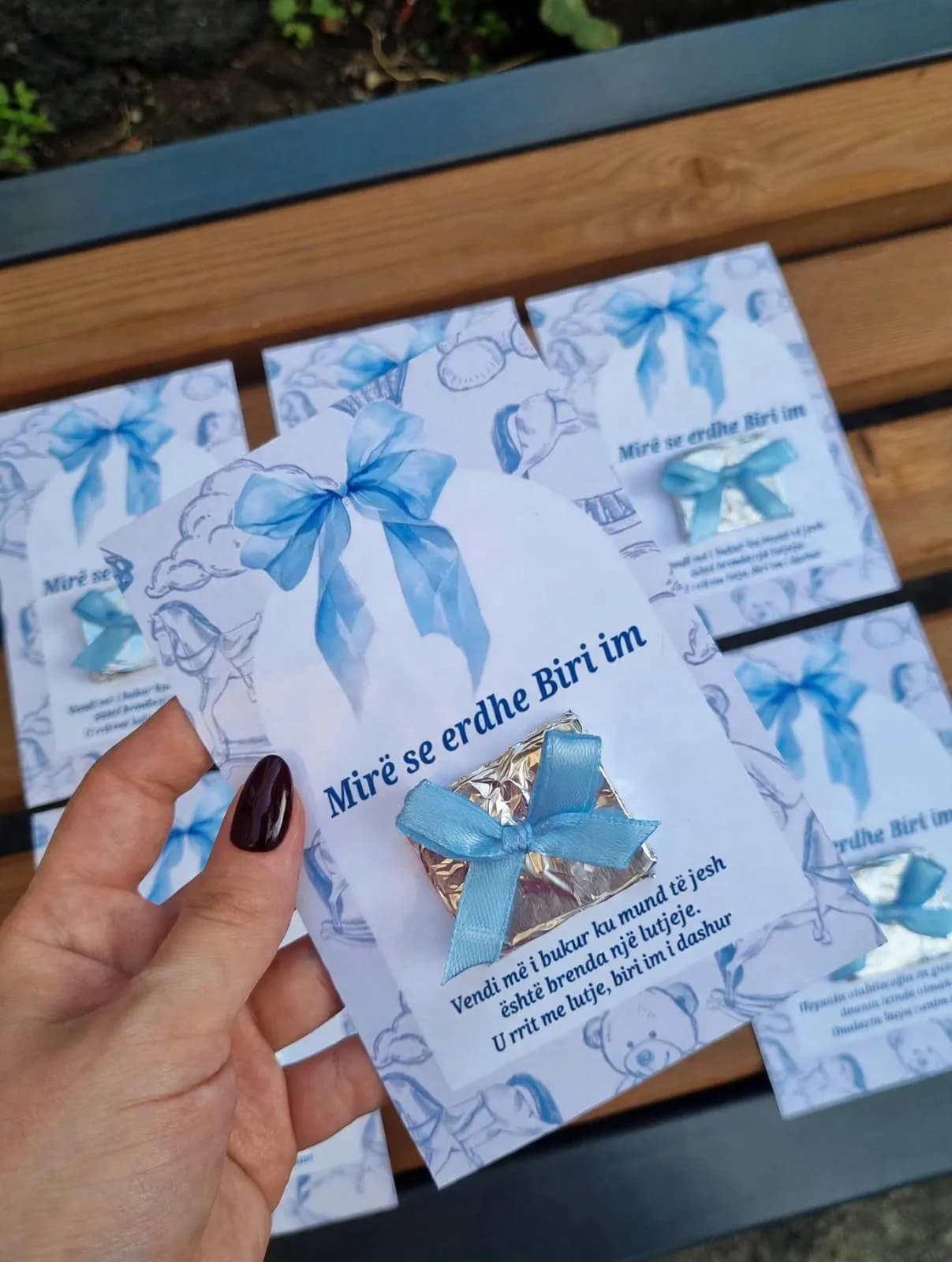 Kartë përshëndetjeje me Çokollatë - Mirë se erdhe Biri im
