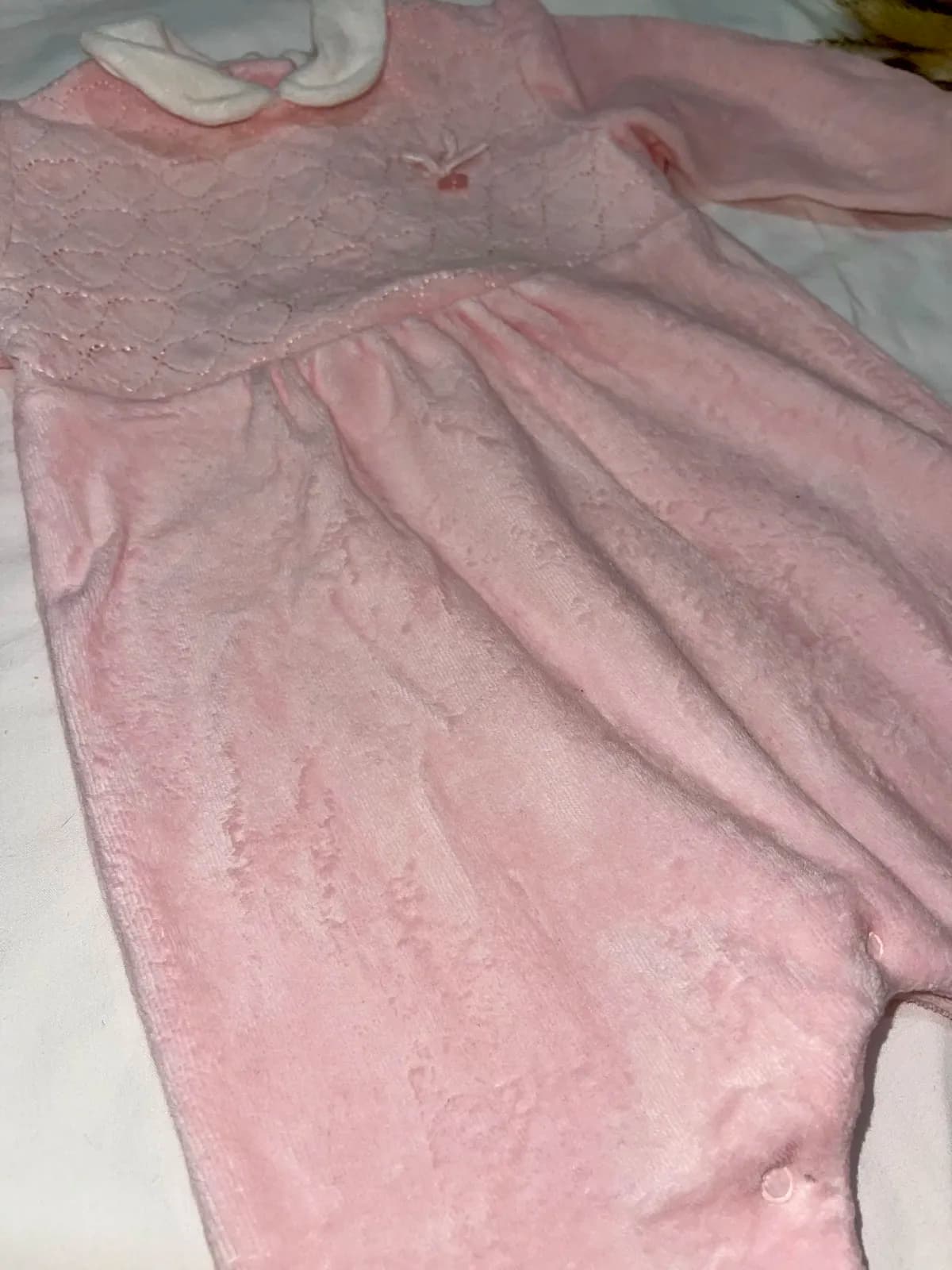Pijamale për bebë në ngjyrë rozë — foto 2