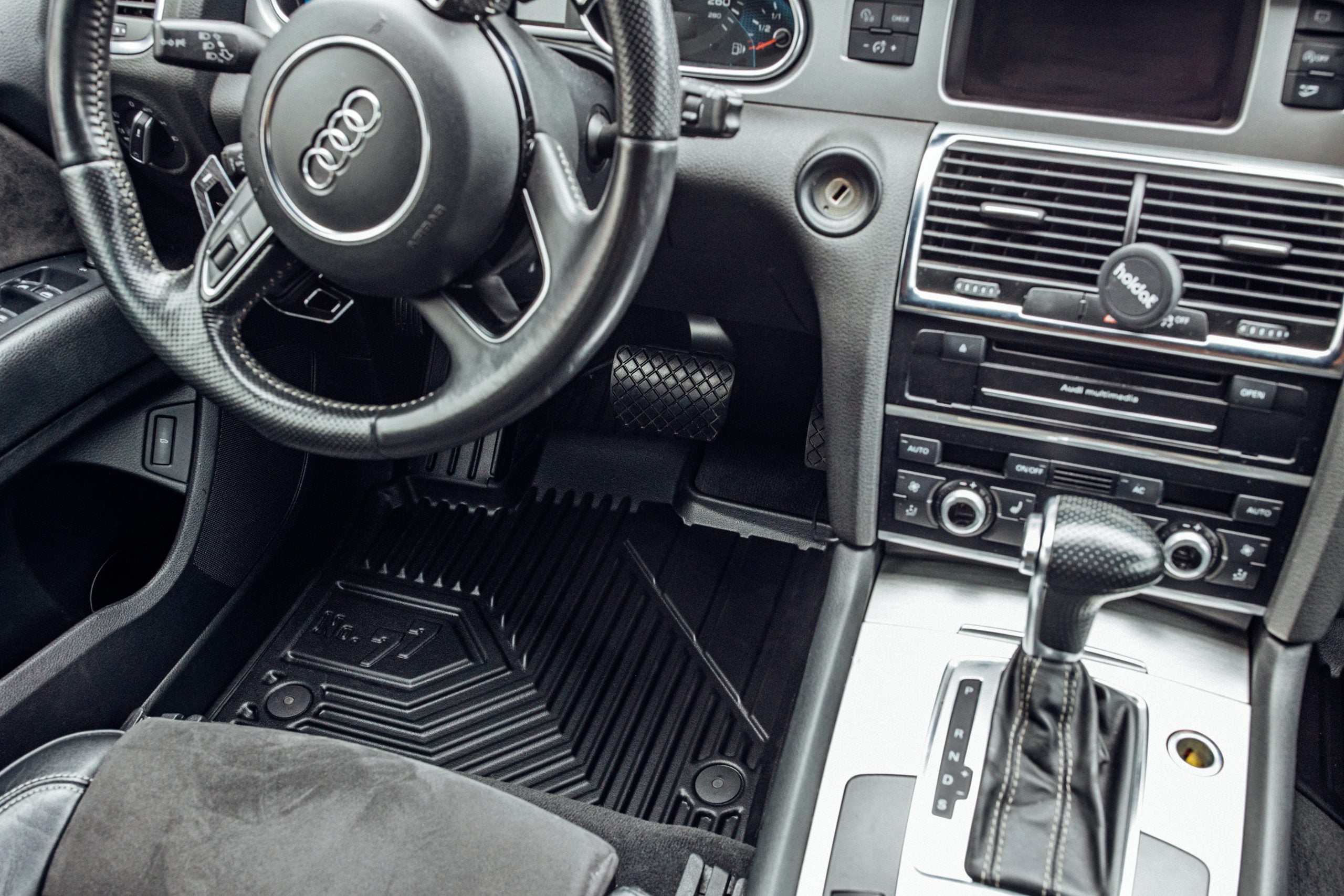 Tapet Këmbësh No.77 Mercedes C Class W203